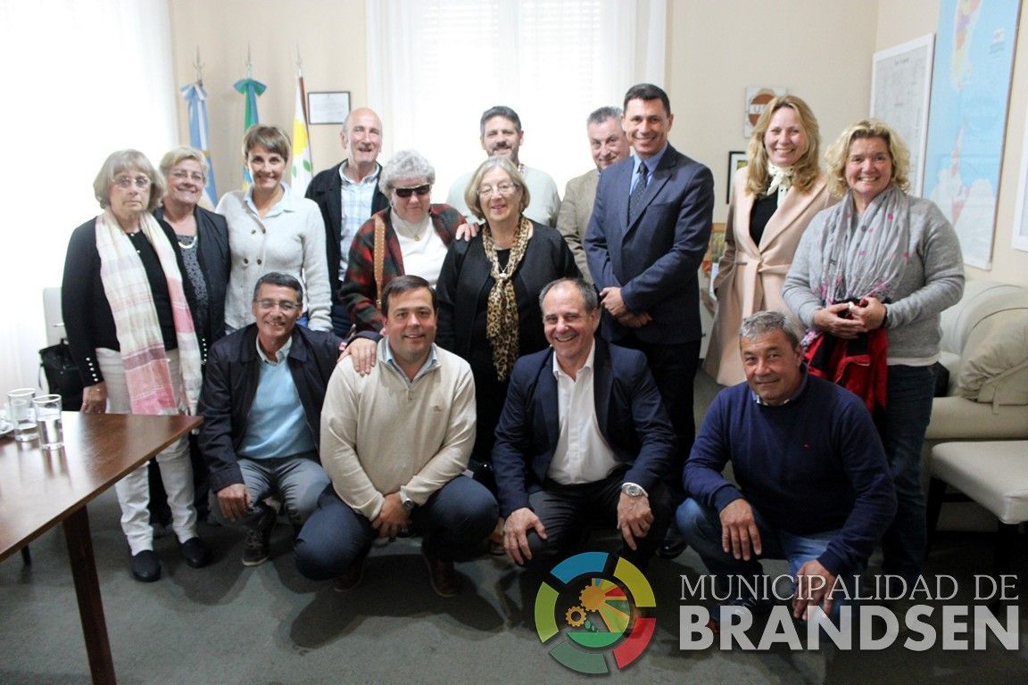 BRANDSEN: Se recibió la donación de 25 camas ortopédicas 10