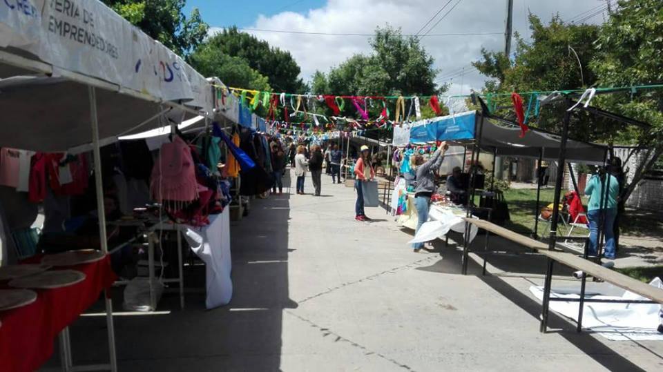 BRANDSEN: El Barrio Matadero celebró con éxito su feria barrial 8