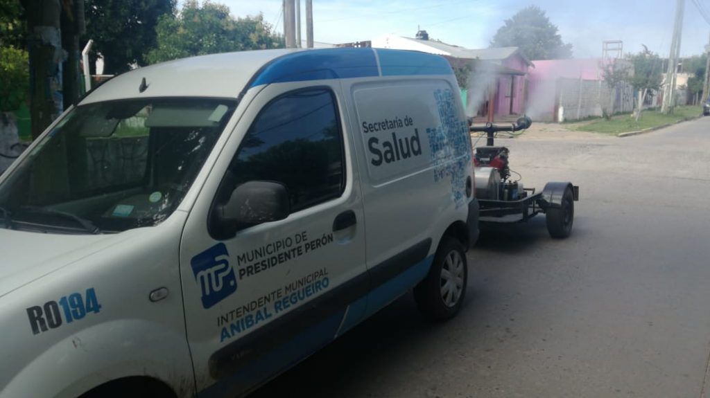 PTE. PERÓN: Llevan adelante fumigación contra el dengue en el distrito 6