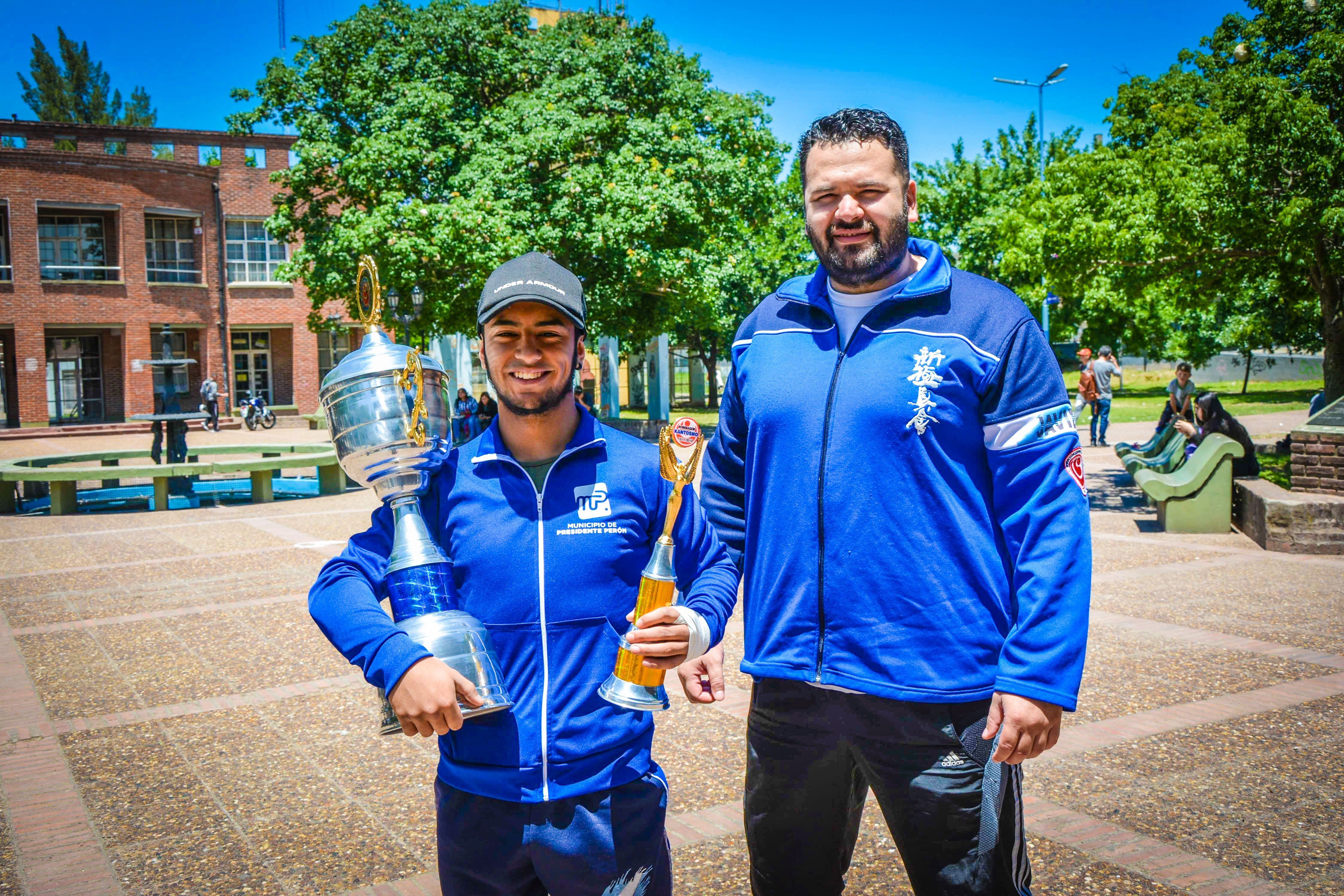 Es de Guernica y representó a Argentina en varios torneos internacionales de Karate 6