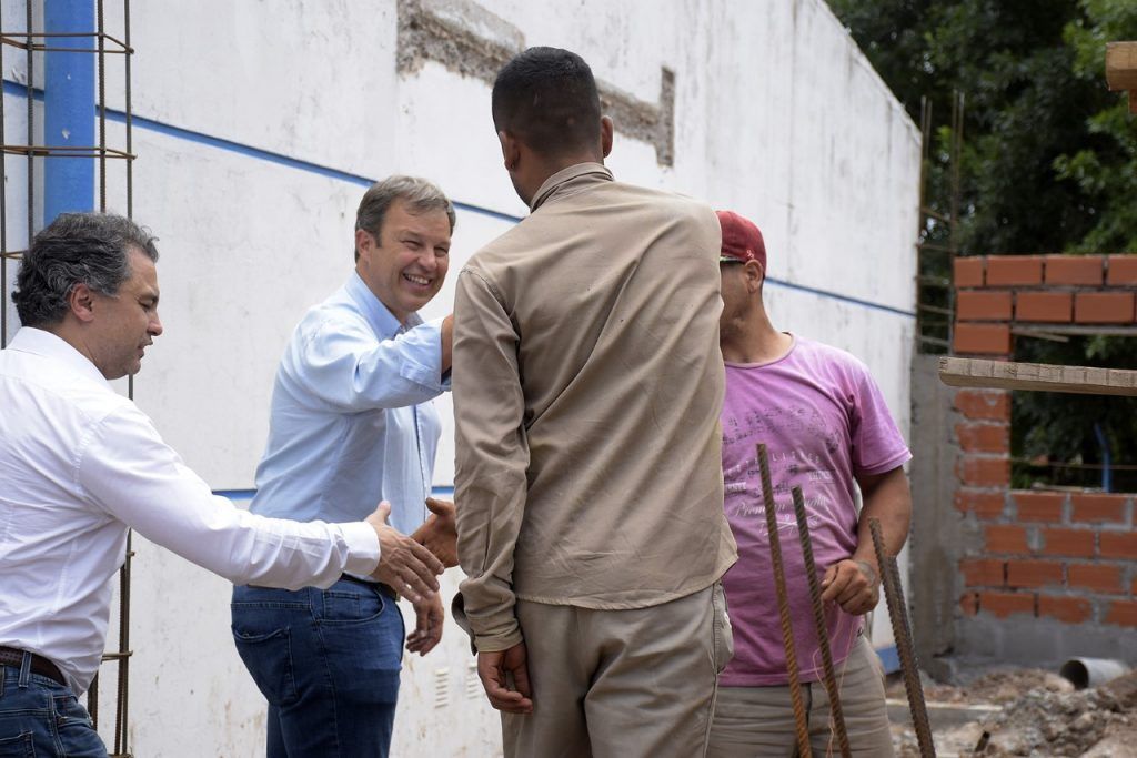 ALTE. BROWN: Cascallares recorrió las obras de los CAPS del partido 7