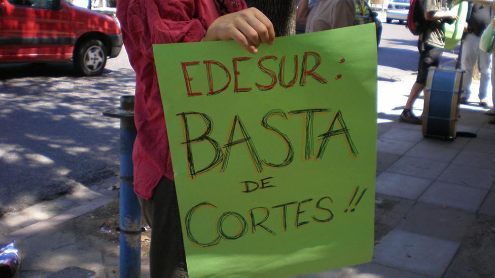 EDESUR cortó la luz y afectó a miles de vecinos de Almirante Brown y Lomas de Zamora 4