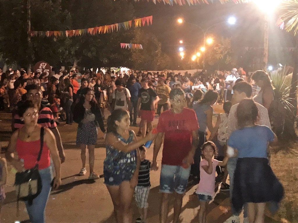 LOBOS: Tres comparsas organizarán las noches de carnaval en la ciudad 4