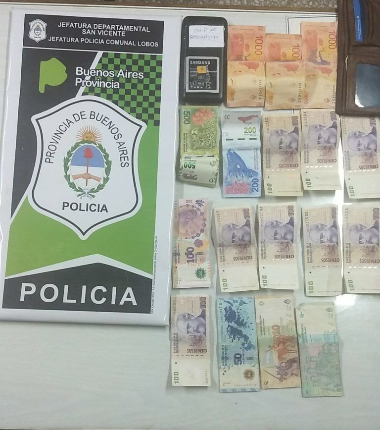 LOBOS: Tres estafadores detenidos por utillizar billetes truchos en comercios locales 4