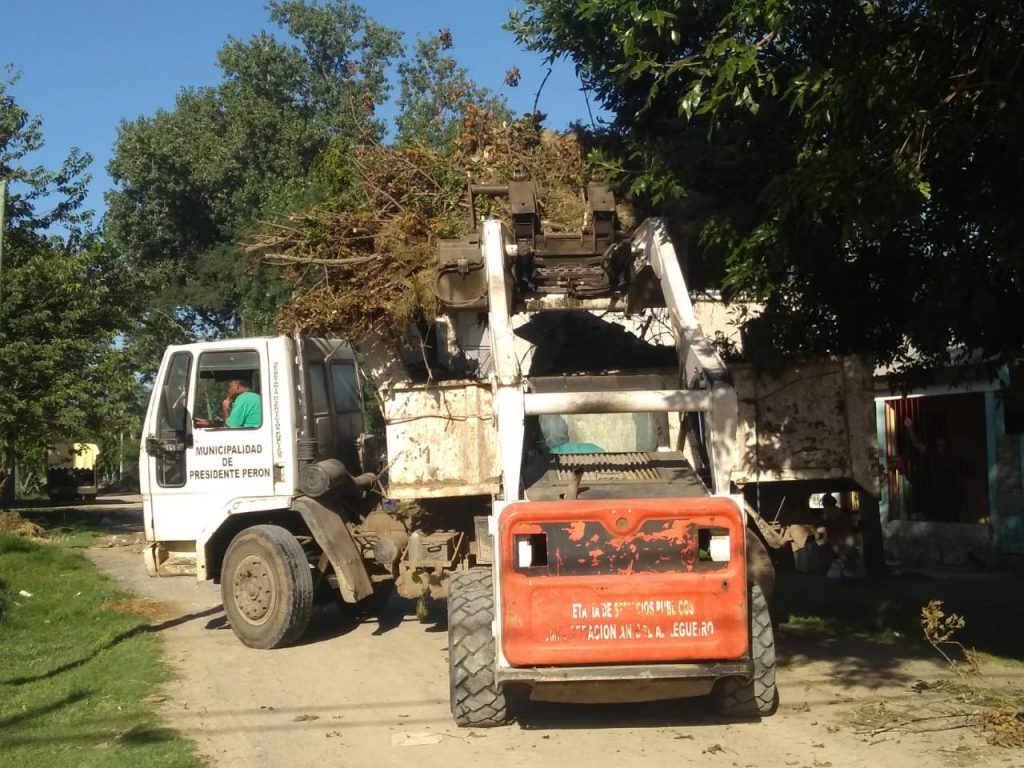 GUERNICA: Limpian micro basurales y solicitan al vecino que no acumule basura 4