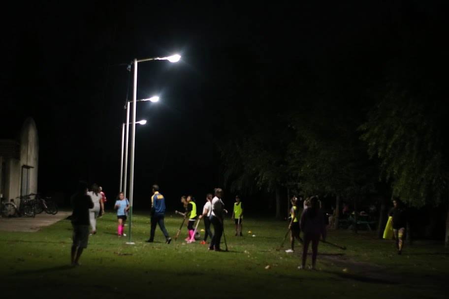 RANCHOS: Colocan nuevas luminarias en sectores públicos del distrito 4