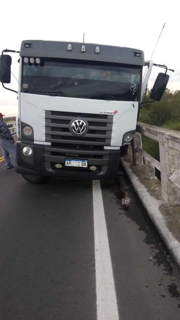BRANDSEN: Despistó un camión en ruta 215 dirección a Monte 7