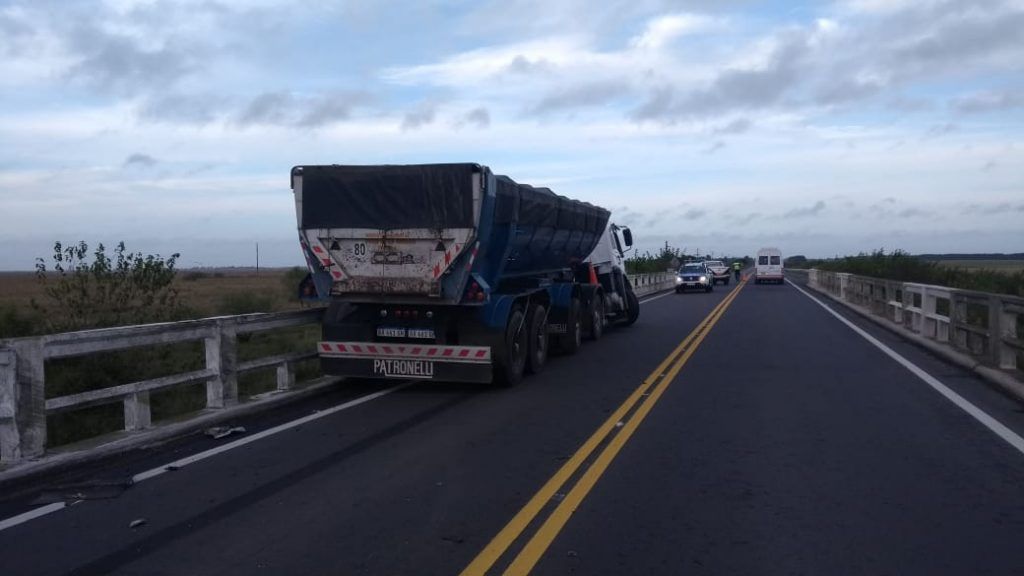 BRANDSEN: Despistó un camión en ruta 215 dirección a Monte 6