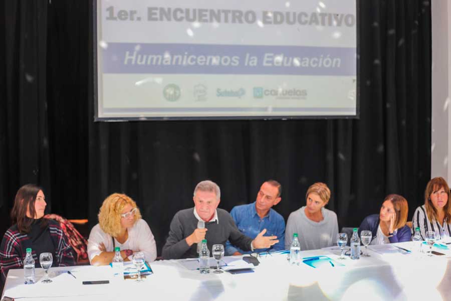 CAÑUELAS: Se llevó a cabo el 1er Encuentro Educativo 7