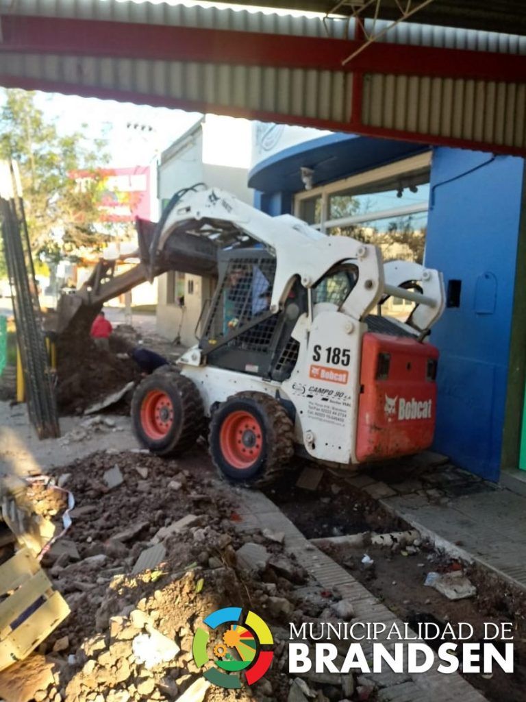 BRANDSEN: Se trabaja en el mejoramiento del sistema cloacal 10