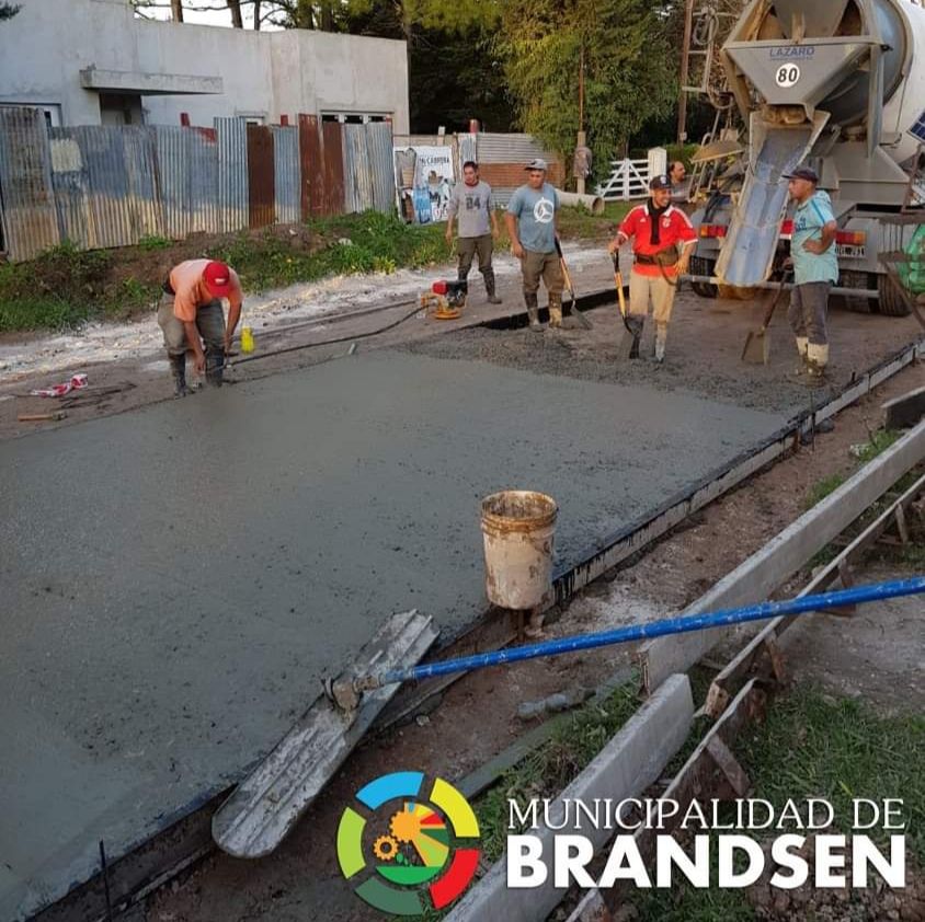 BRANDSEN: Comenzó el hormigonado de la obra de Coronel Suárez 4
