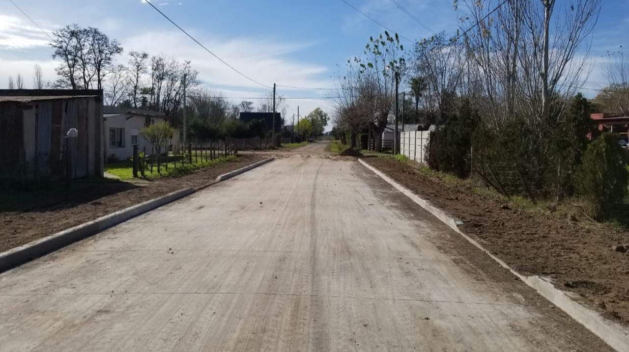 RANCHOS: Finalizó la nueva obra de asfalto en Villanueva 4