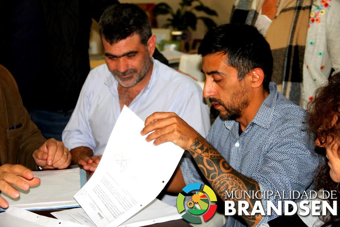BRANDSEN: El municipio donó un terreno donde construirán la sede de la Asociación Civil del barrio República 4