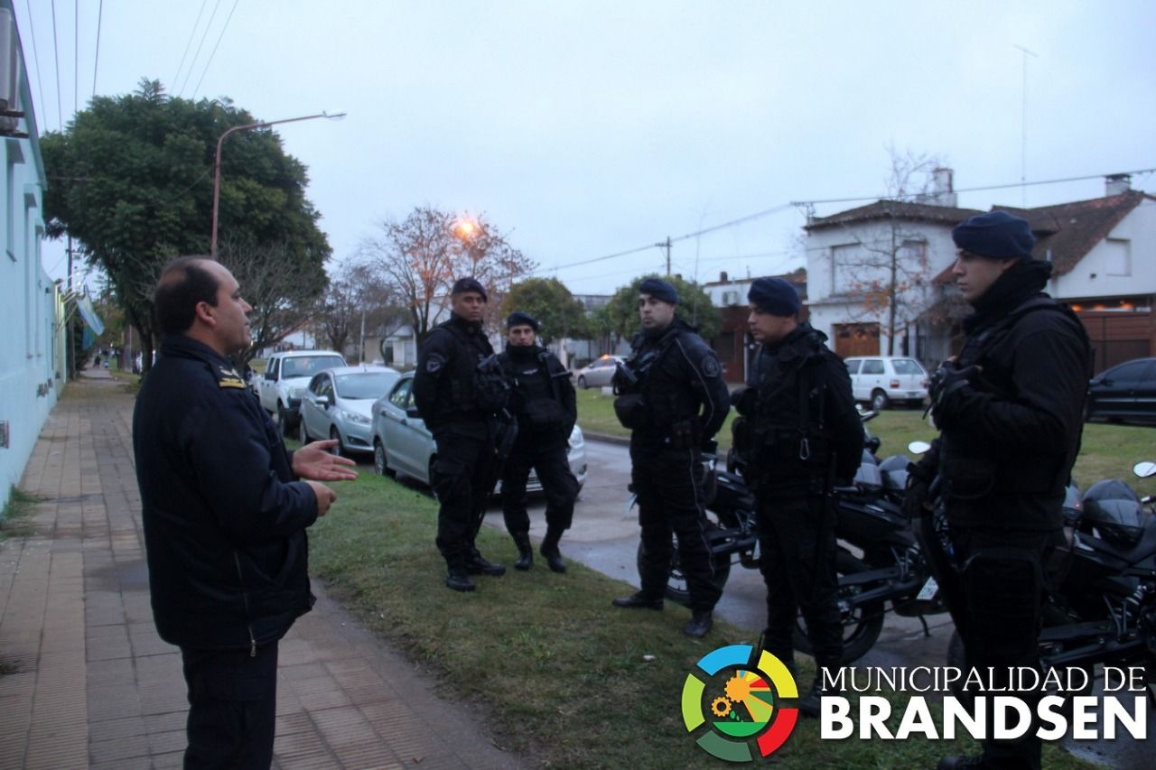 Mega operativo en Brandsen: participan todas las fuerzas policiales de la provincia 6