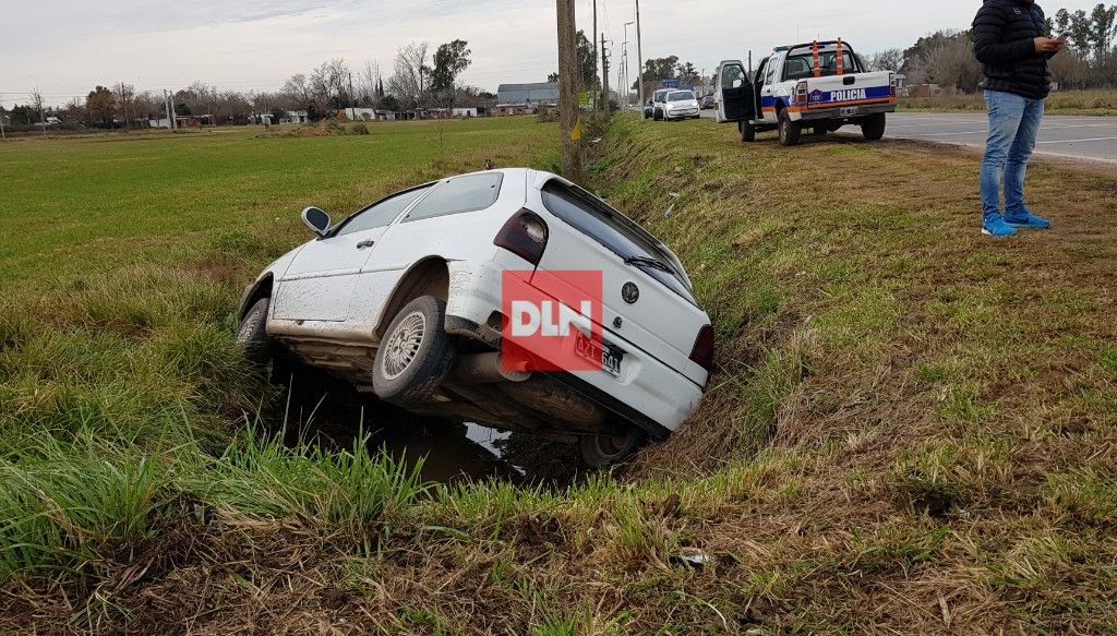 BRANDSEN: Despistó un vehículo en la curva Trivillin 4