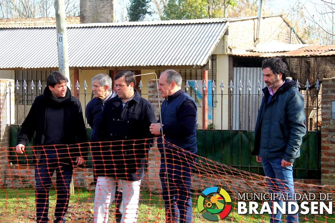 BRANDSEN: Avanza la obra del canal aliviador 7