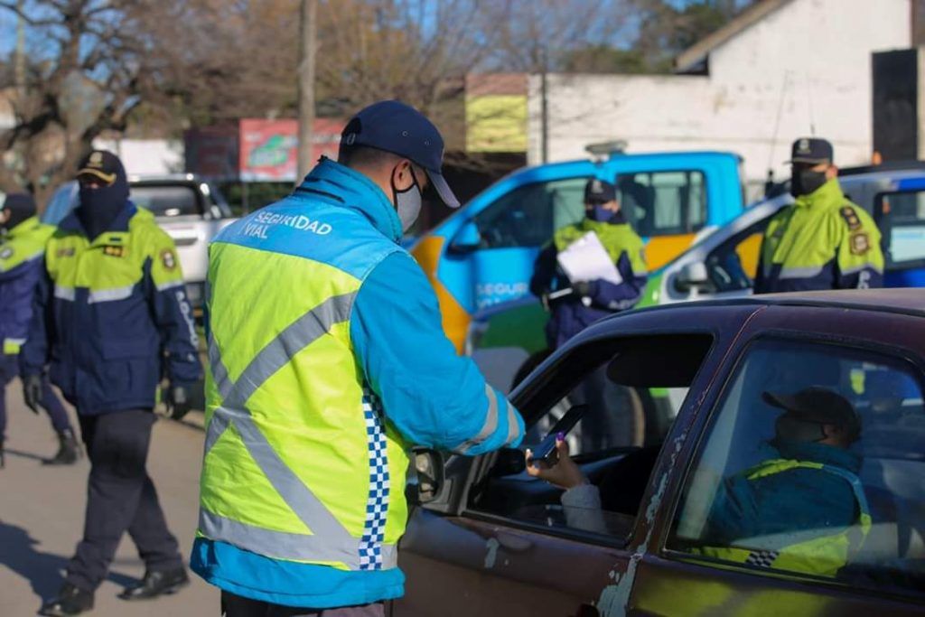 San Vicente endurece los controles para hacer cumplir el aislamiento obligatorio 2
