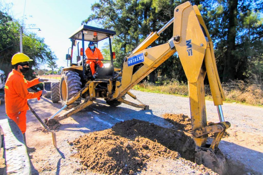 Avanzan los trabajos de ampliación de la Red de Agua Potable en Domselaar 3