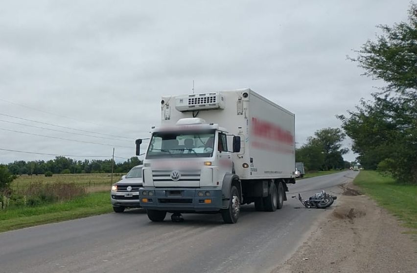 BRANDSEN: Un adolescente herido tras un choque entre una moto y un camión en la ruta 29 2