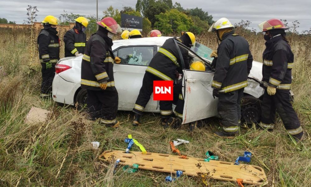 BRANDSEN: Impactante vuelco en la ruta 2 dejó una persona herida | DLN