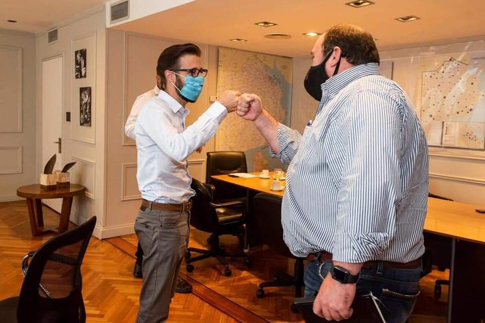 Ranchos: Álvarez participó del acto de firma de convenio para la construcción de 39 viviendas 3