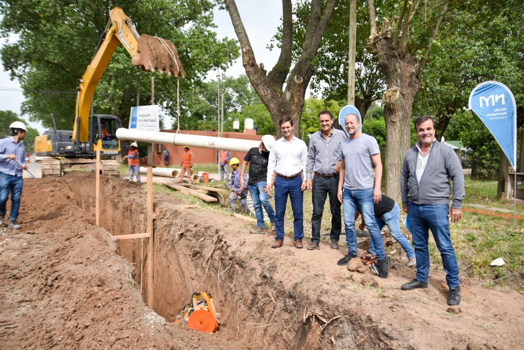 San Vicente: Nicolás Mantegazza inauguró la obra de repavimentación de Avenida Rivadavia 3