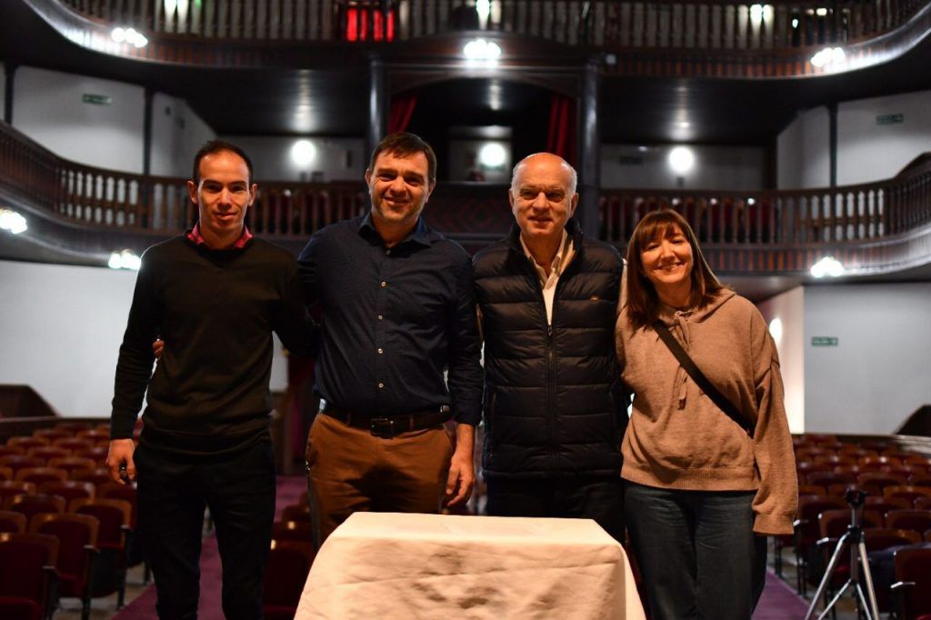 Acuerdo de colaboración entre los municipios de Lanús y Magdalena: Peluso recibió a Grindetti y recorrieron la ciudad. 2