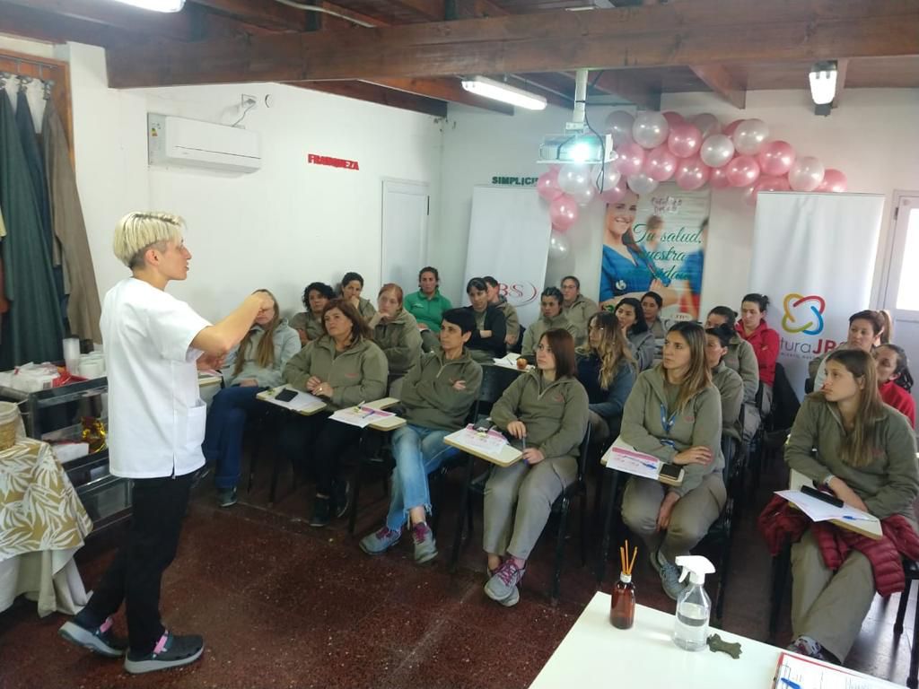 Octubre Rosa en Magdalena: Continúa la Campaña de concientización sobre cáncer de mama 3