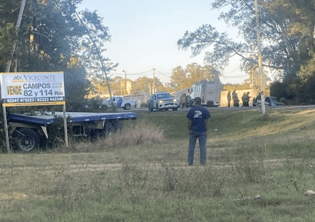 Grave accidente en la ruta 215: se le desprendió el acoplado e impactó contra un auto 2