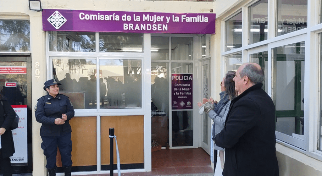 Cappelletti inauguró las nuevas dependencias de la Comisaría de la Mujer y la Familia en Brandsen 2