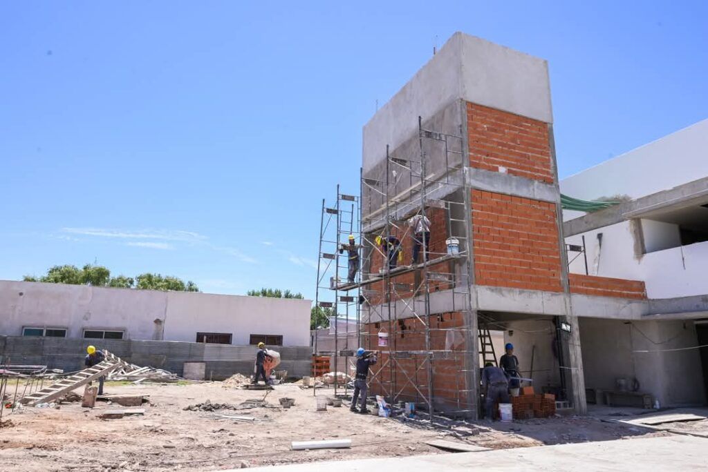 El impresionante polo educativo que está construyendo Mantegazza en San Vicente: jardín, primaria, secundaria y un playón deportivo 7