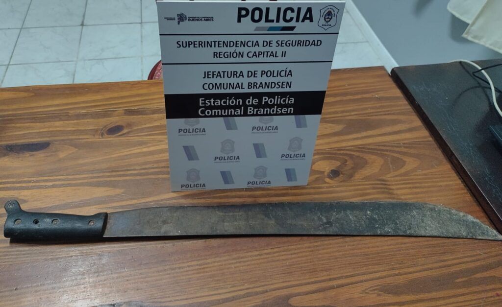Aprehendido por amenazar a su pareja con un machete en Brandsen 4