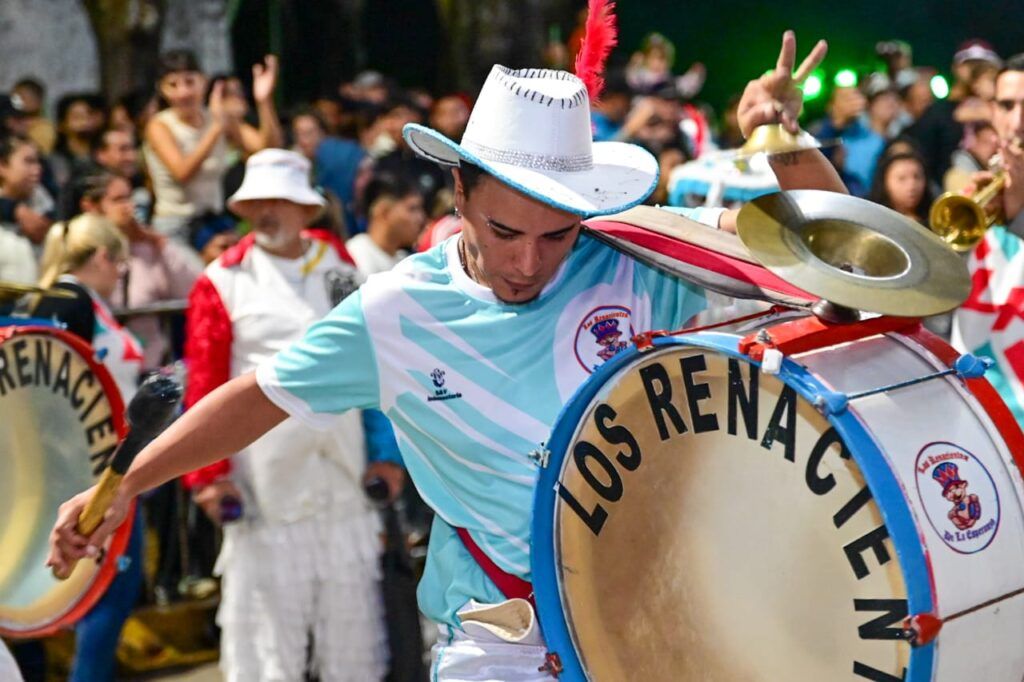 San Vicente celebró el Carnaval a pesar del mal tiempo y con una gran convocatoria 4